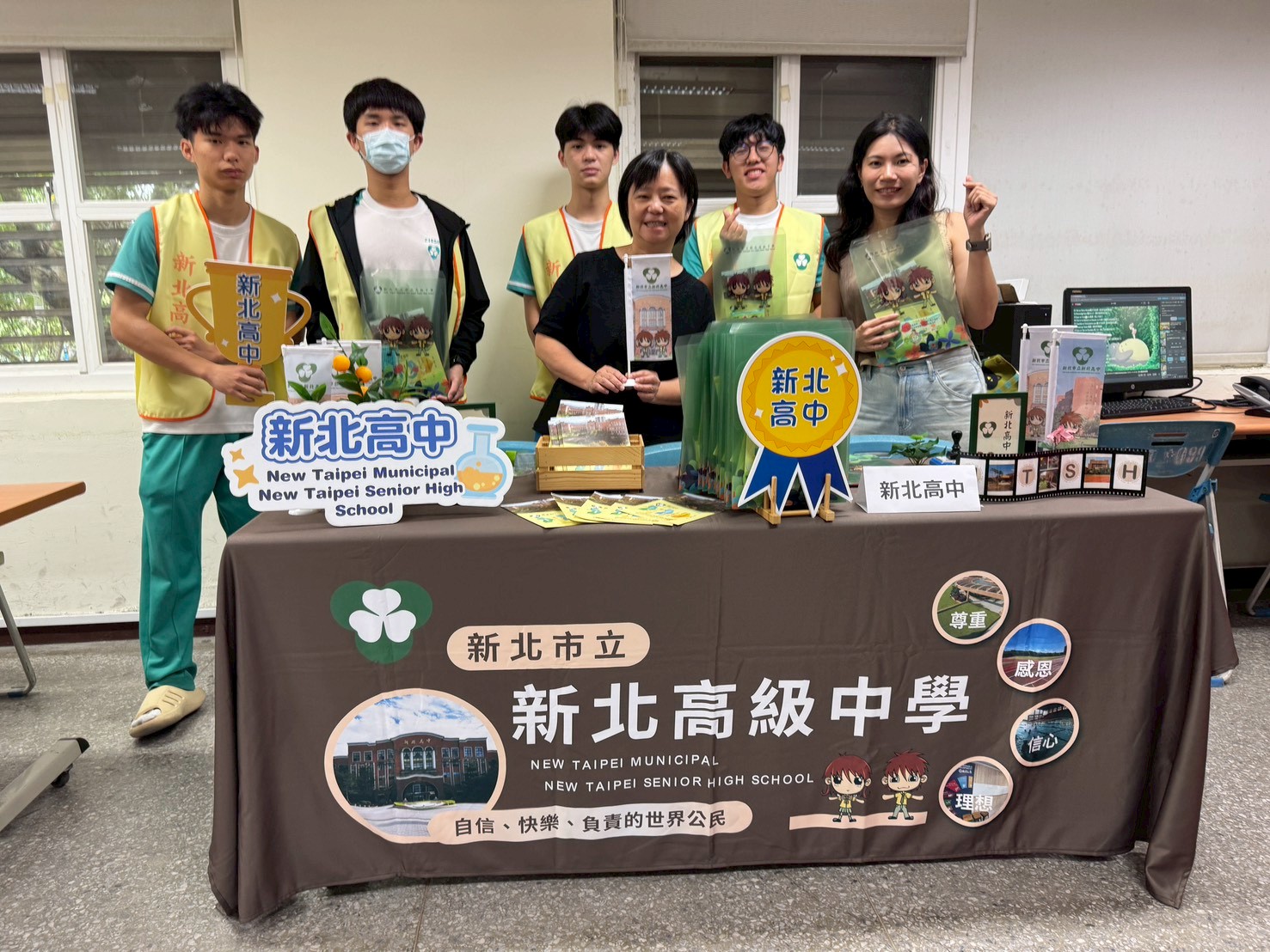 115學年度重慶國中擺攤宣導